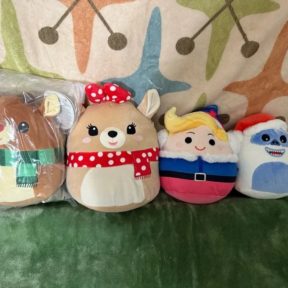 RUDOLPH SQUISHMALLOW SET NWT - Picture 2 of 2